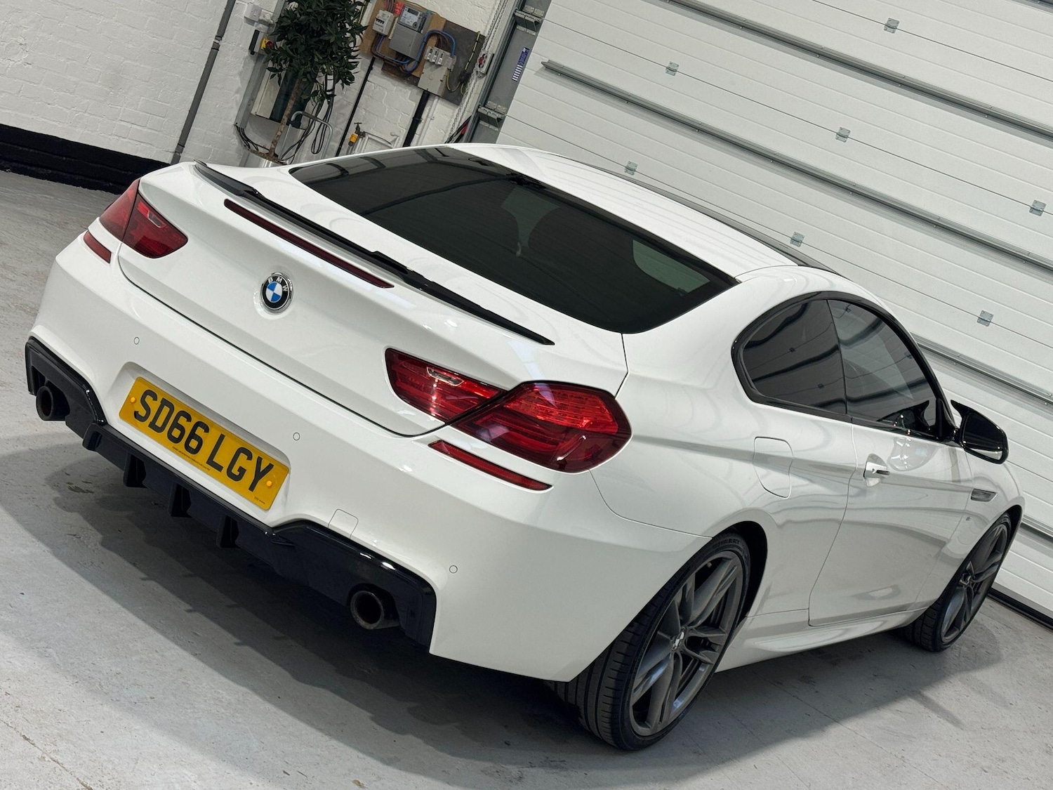 Used BMW 6 Series 2016 for sale - 77958129: Photo 32