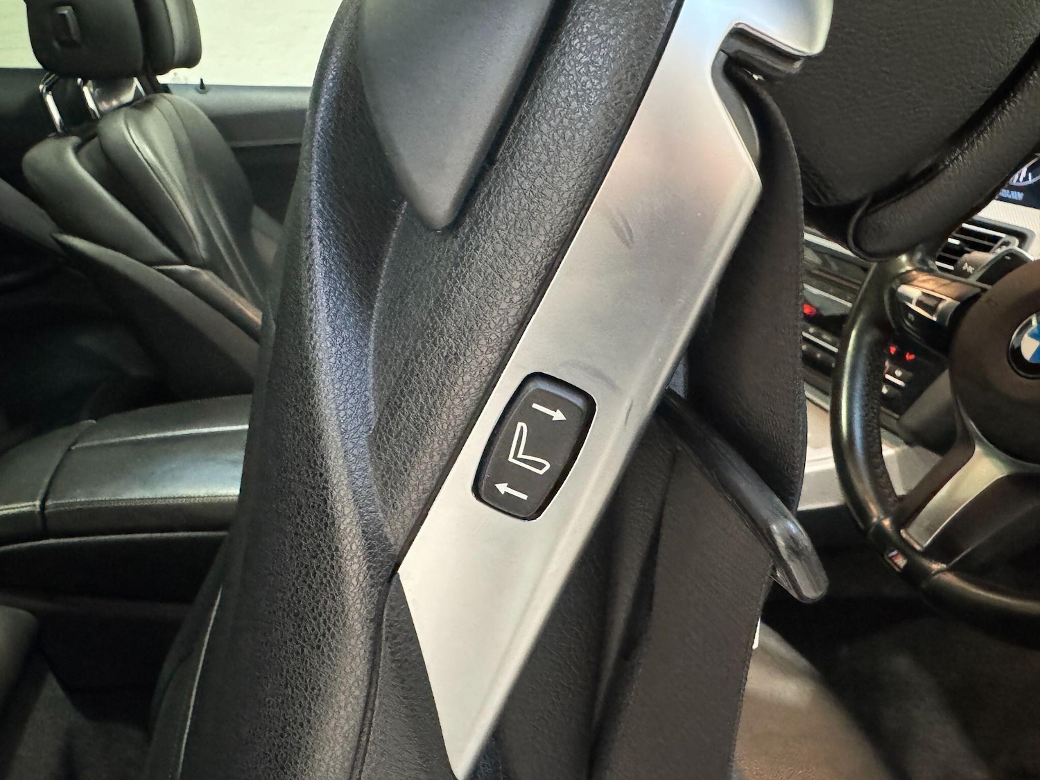 Used BMW 6 Series 2016 for sale - 77958129: Photo 69