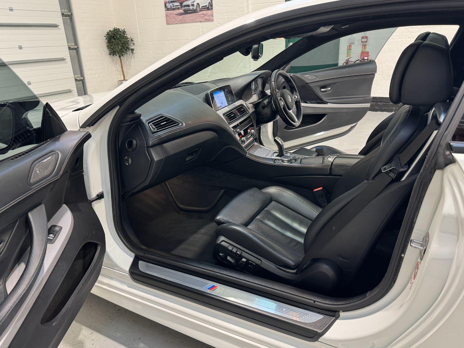 Used BMW 6 Series 2016 for sale - 77958129: Photo 70