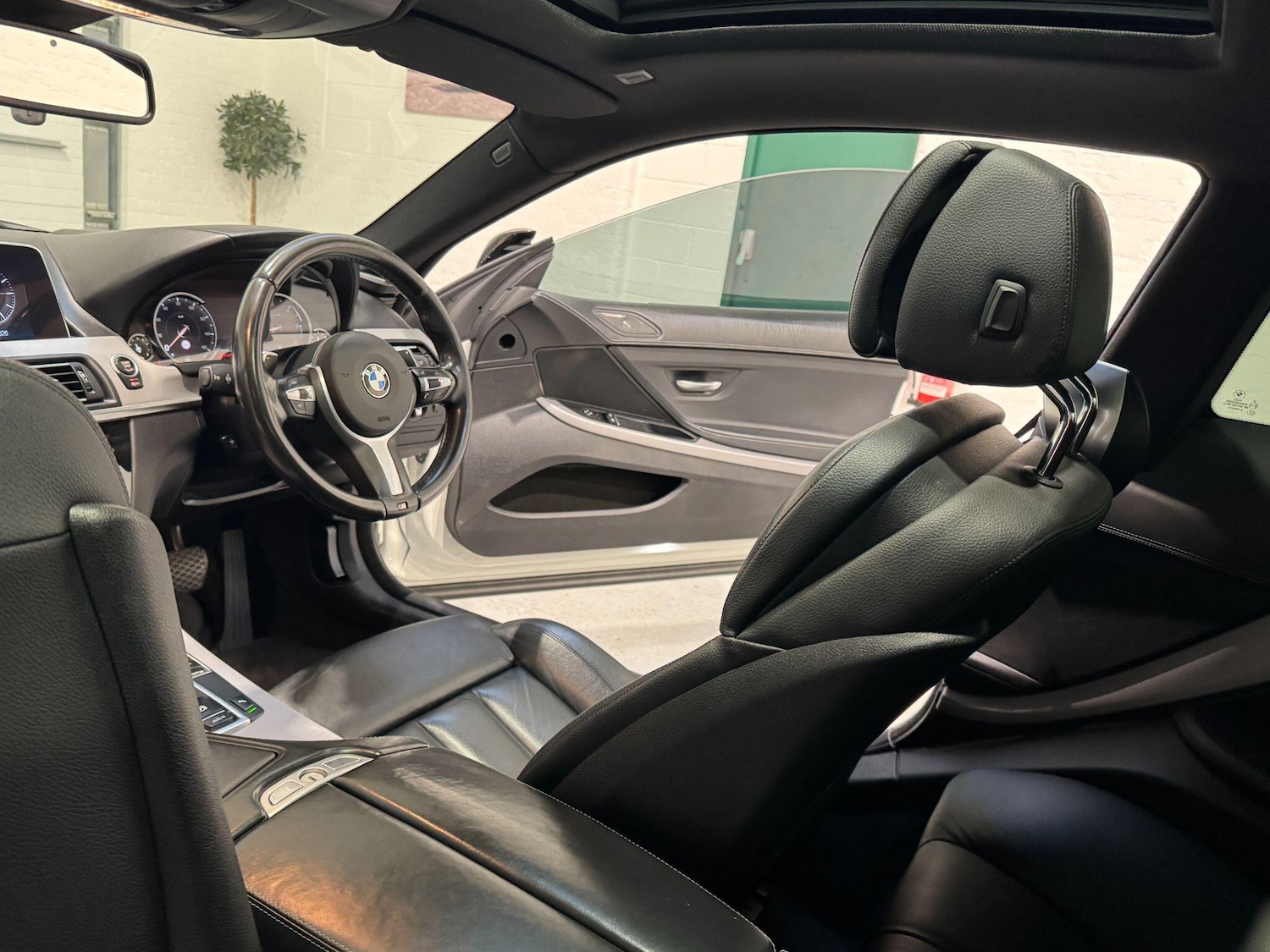 Used BMW 6 Series 2016 for sale - 77958129: Photo 76