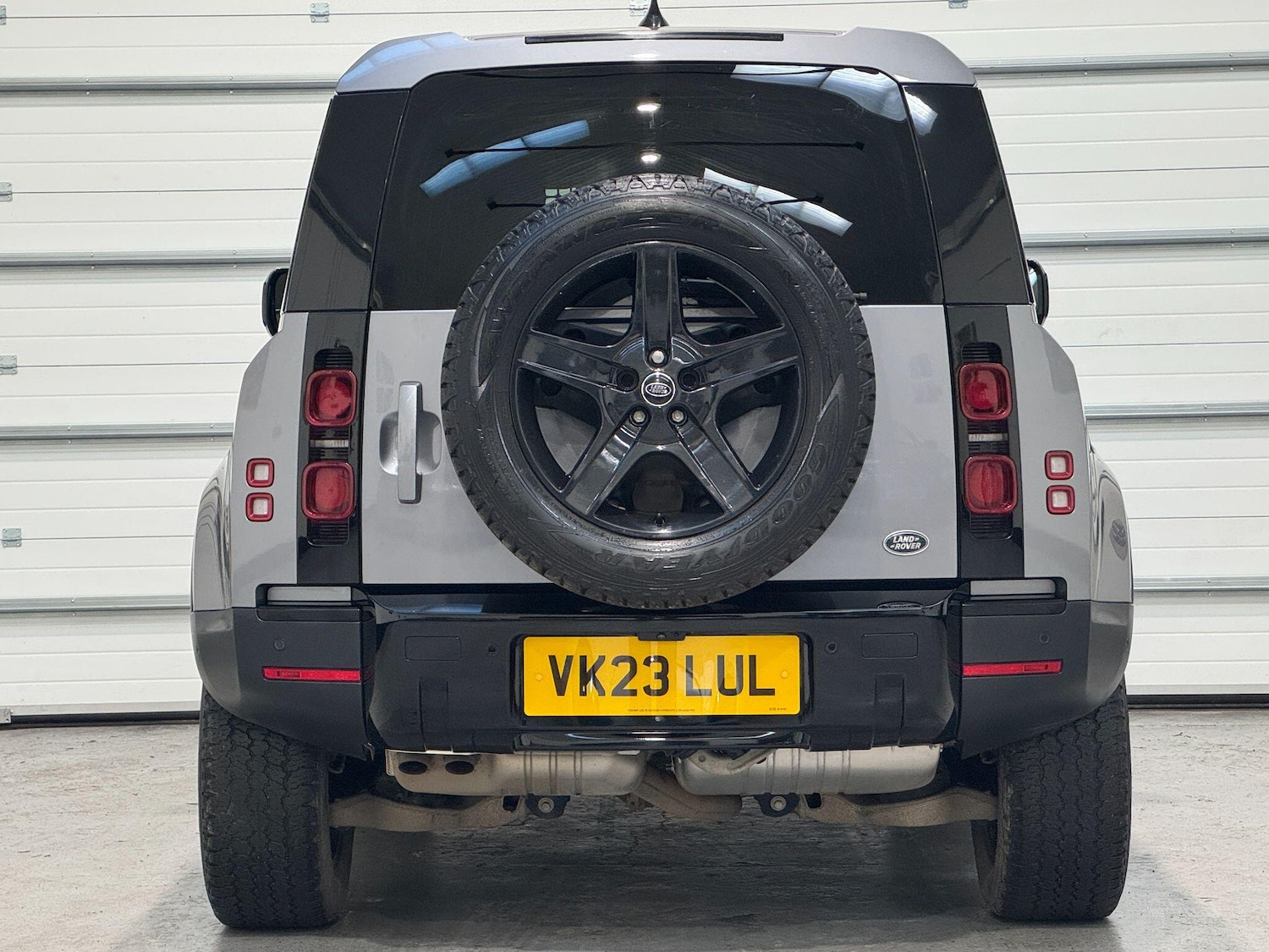 Used Land Rover Defender 2023 for sale - 77229519: Photo 13