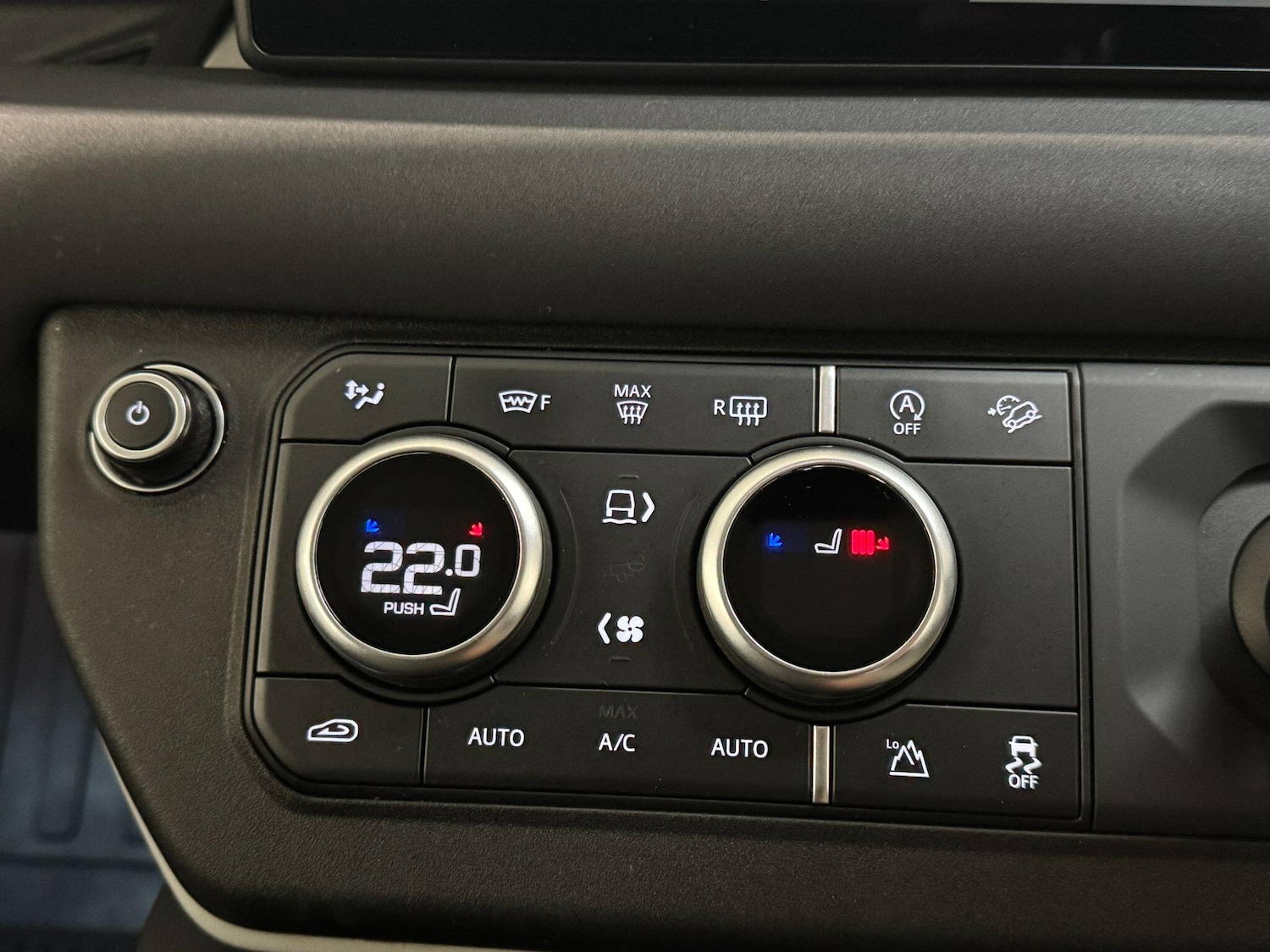 Used Land Rover Defender 2023 for sale - 77229519: Photo 43