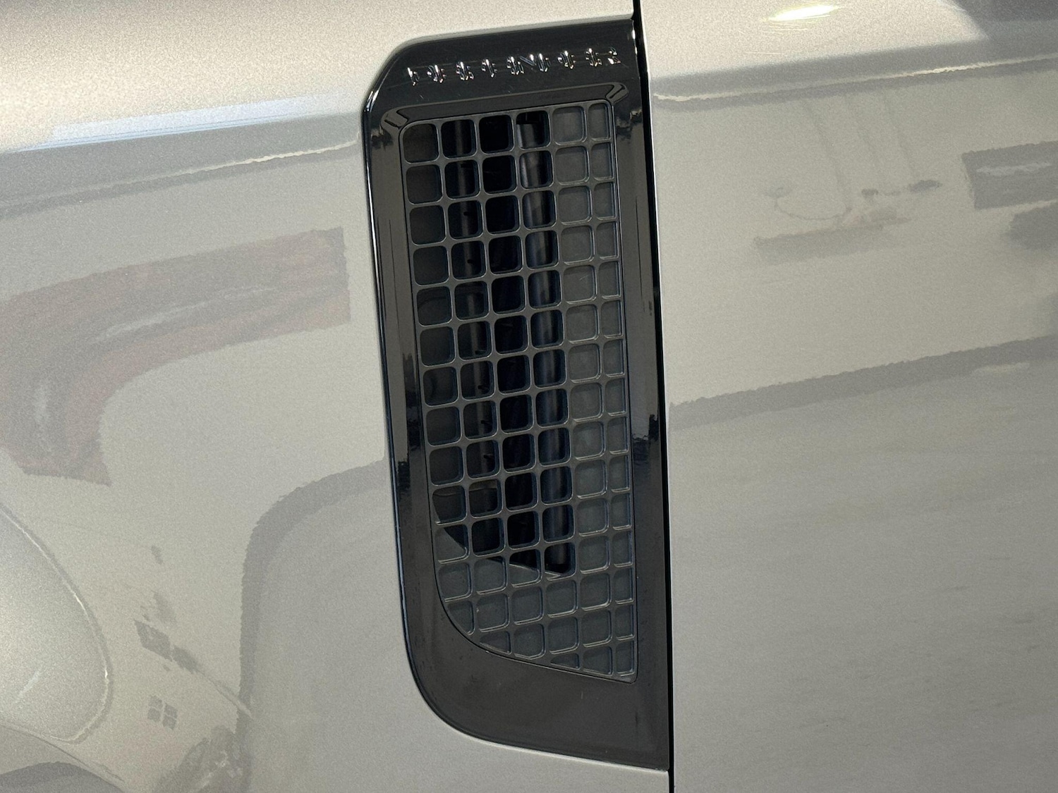 Used Land Rover Defender 2023 for sale - 77229519: Photo 79