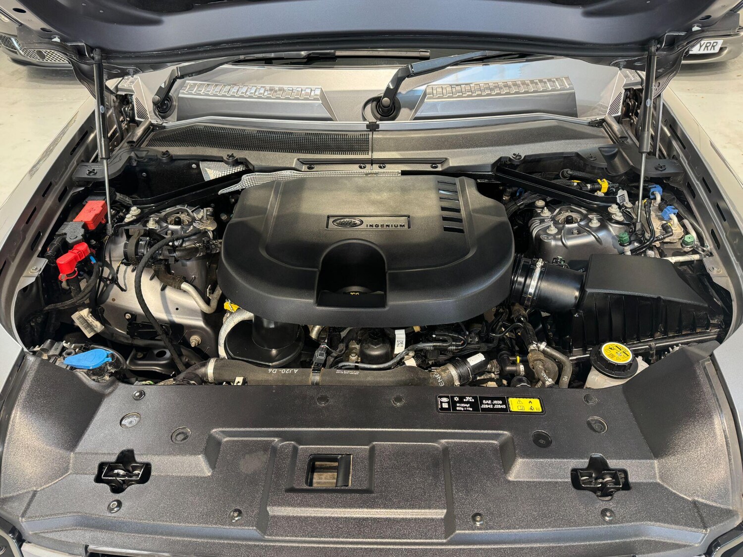 Used Land Rover Defender 2023 for sale - 77229519: Photo 90