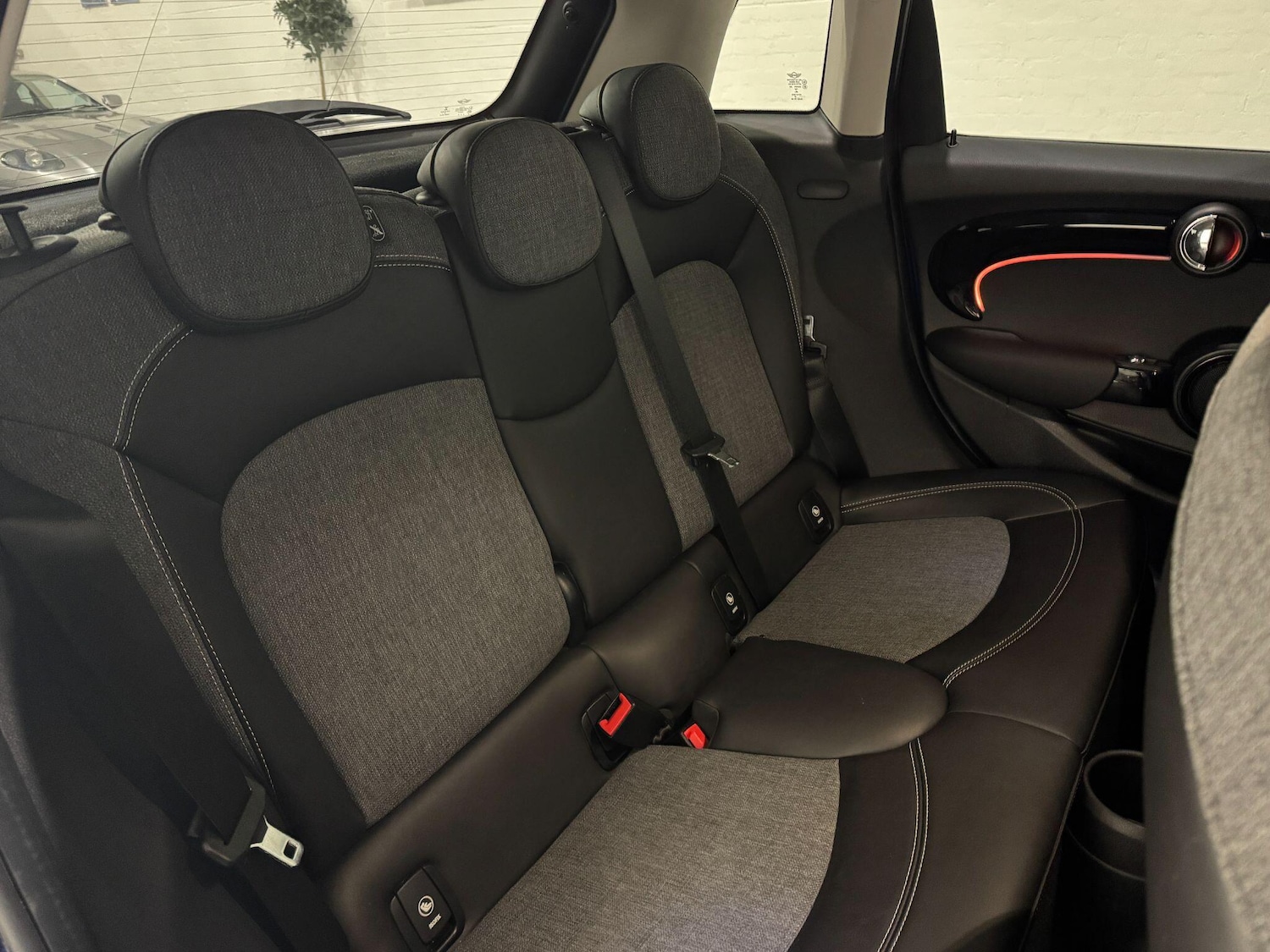 Used MINI Hatch 2018 for sale - 77015647: Photo 19