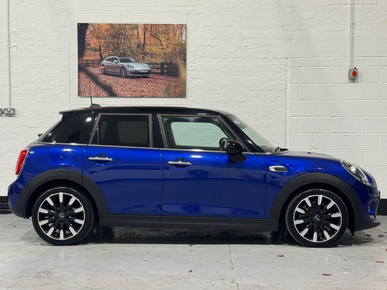 Used MINI Hatch 2018 for sale - 77015647: Photo 8