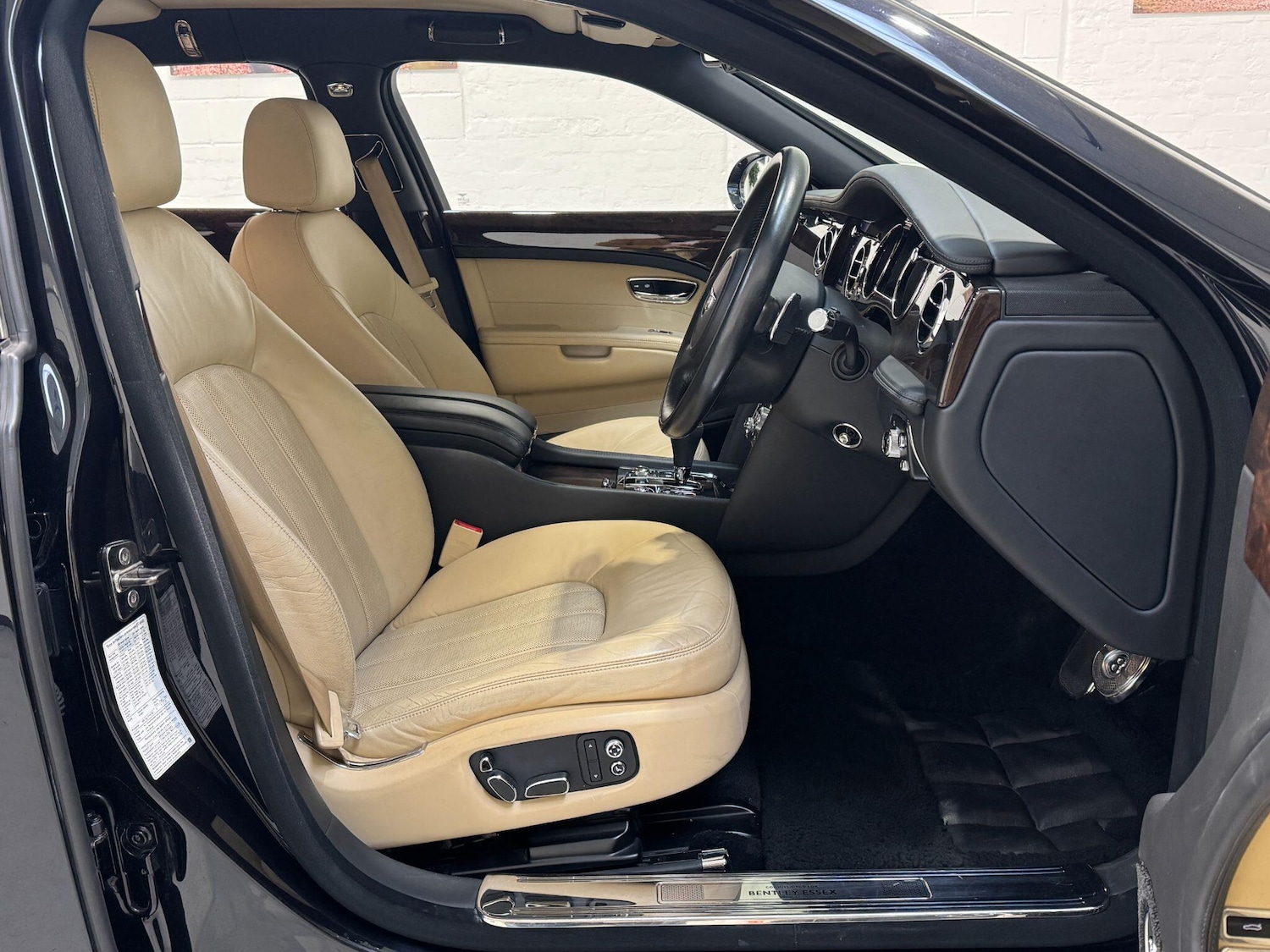 Used Bentley Mulsanne 2010 for sale - 77598630: Photo 19