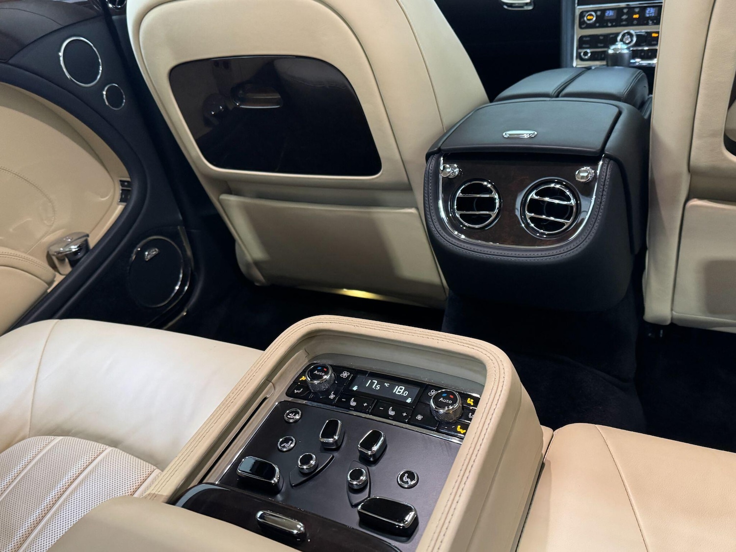 Used Bentley Mulsanne 2010 for sale - 77598630: Photo 22