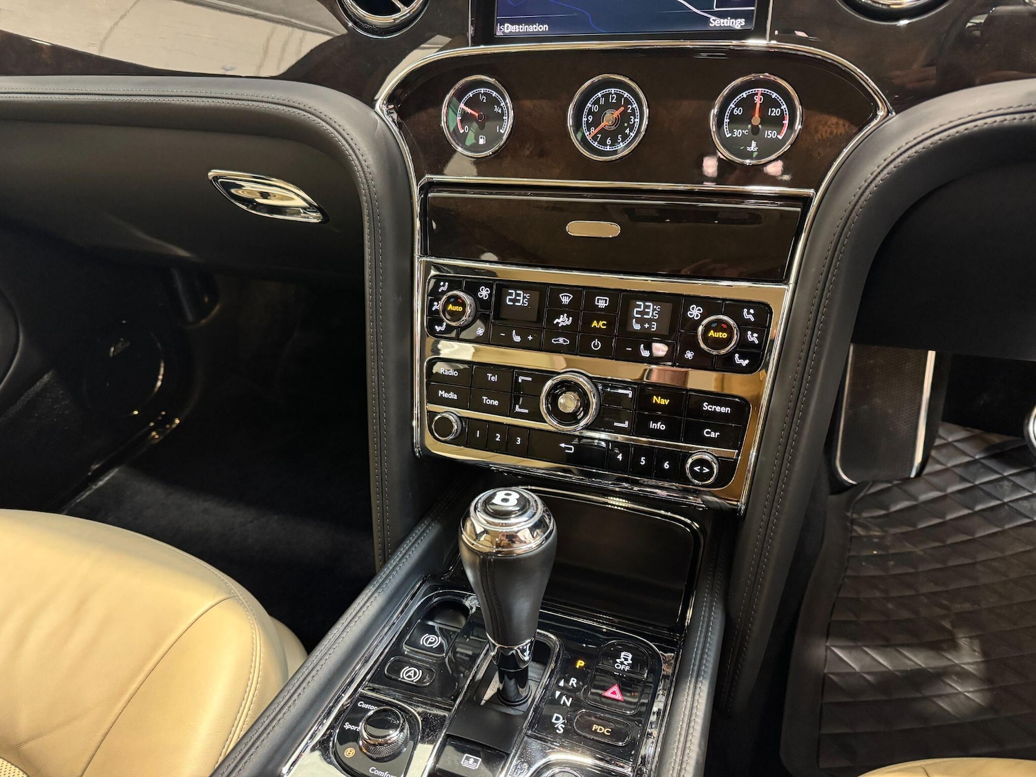 Used Bentley Mulsanne 2010 for sale - 77598630: Photo 47