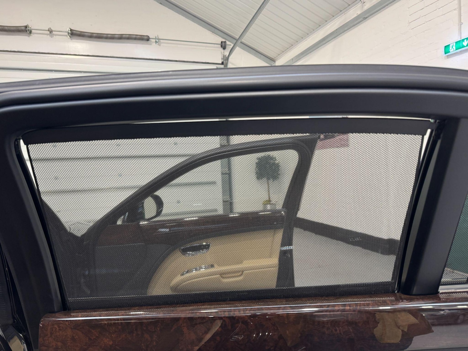 Used Bentley Mulsanne 2010 for sale - 77598630: Photo 60