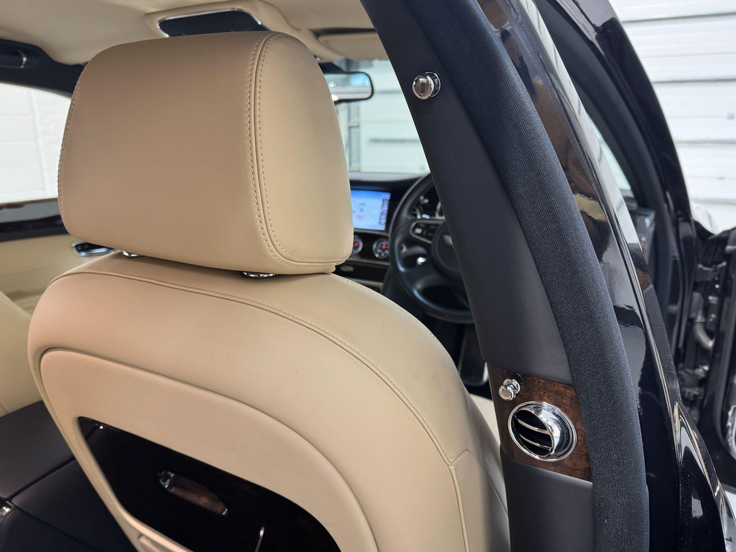 Used Bentley Mulsanne 2010 for sale - 77598630: Photo 61