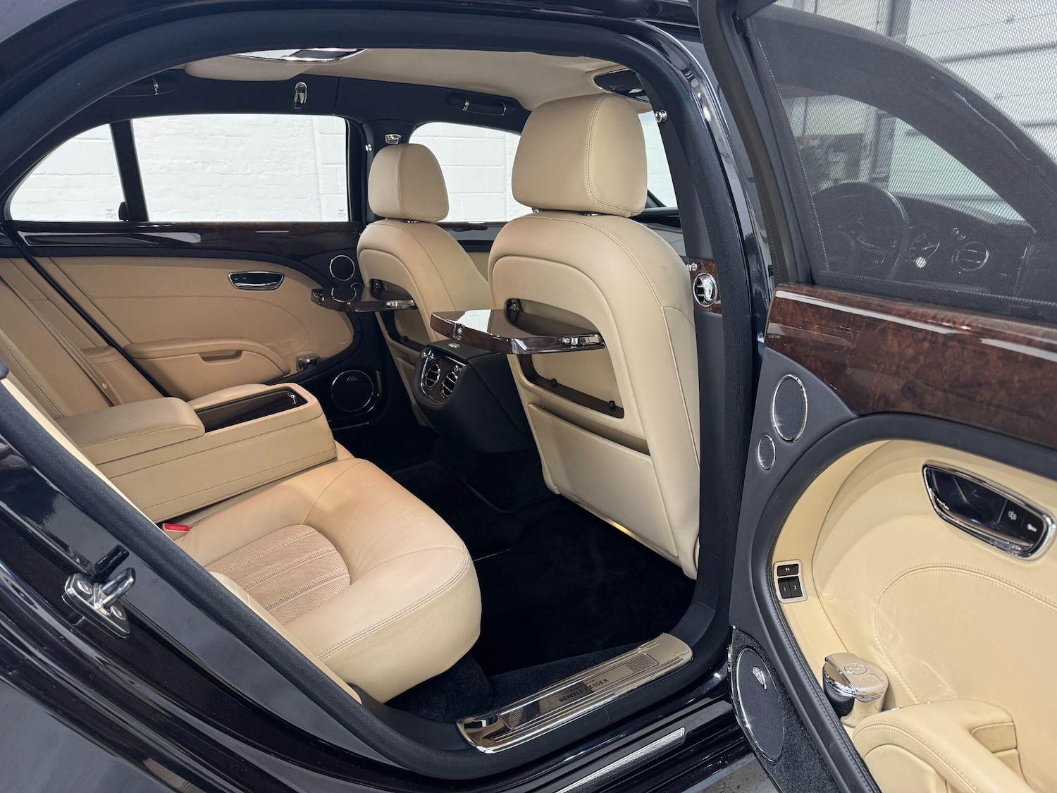 Used Bentley Mulsanne 2010 for sale - 77598630: Photo 66