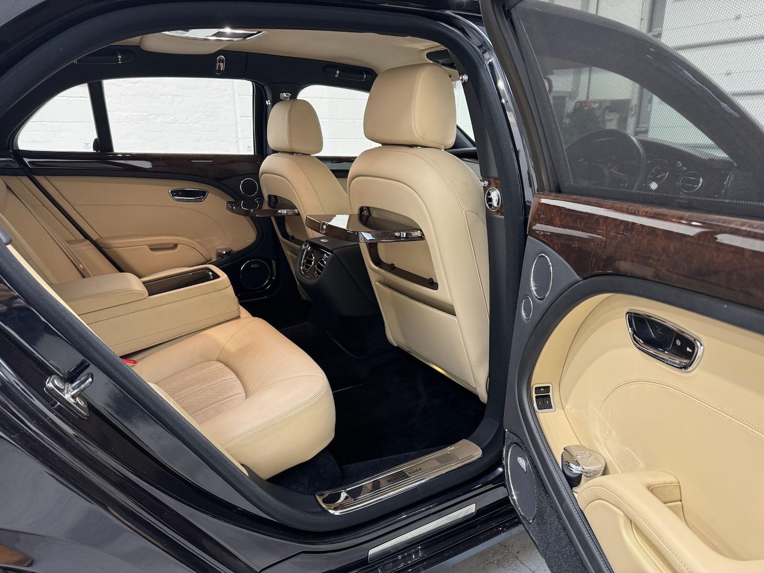 Used Bentley Mulsanne 2010 for sale - 77598630: Photo 67