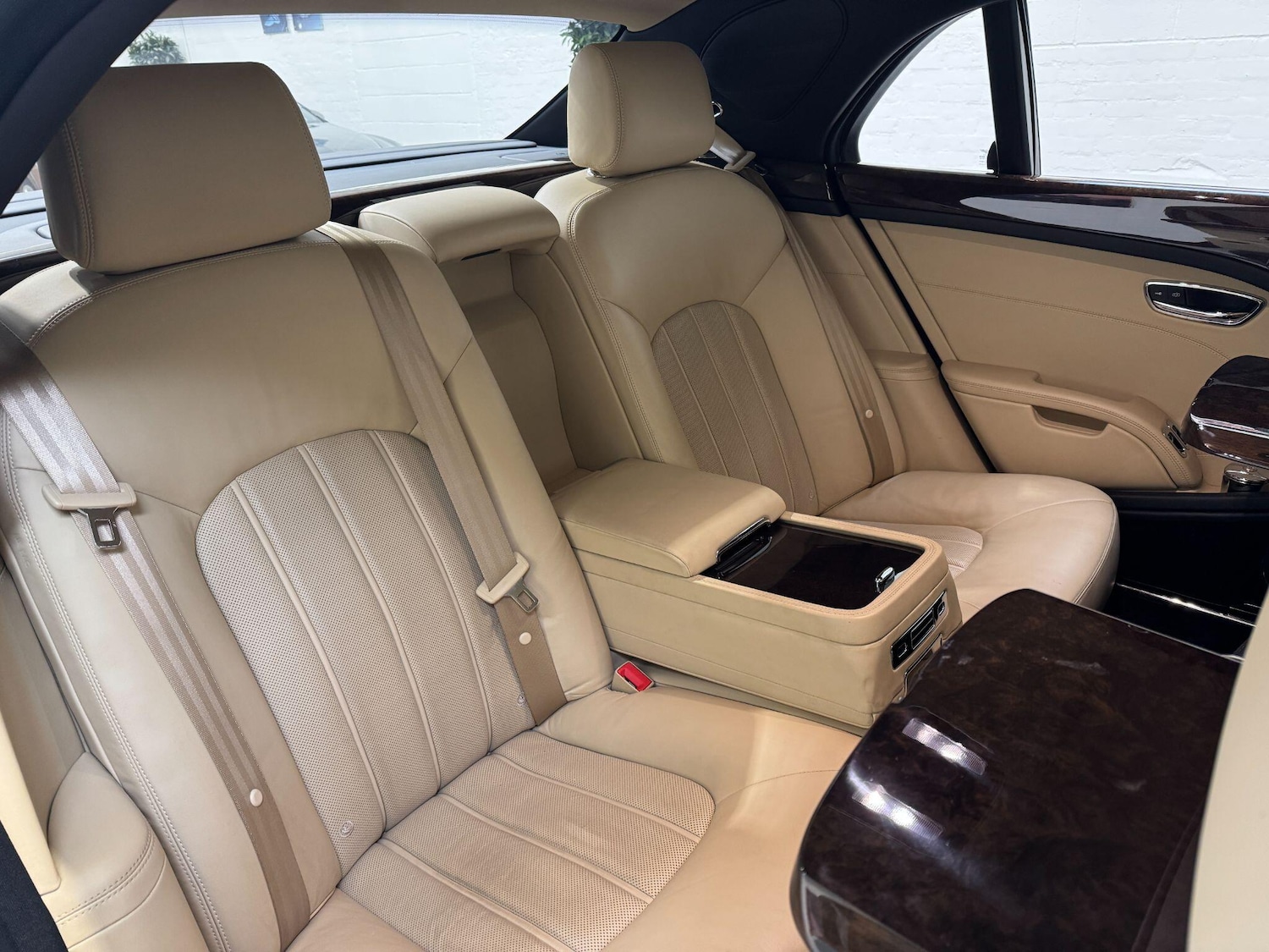 Used Bentley Mulsanne 2010 for sale - 77598630: Photo 70
