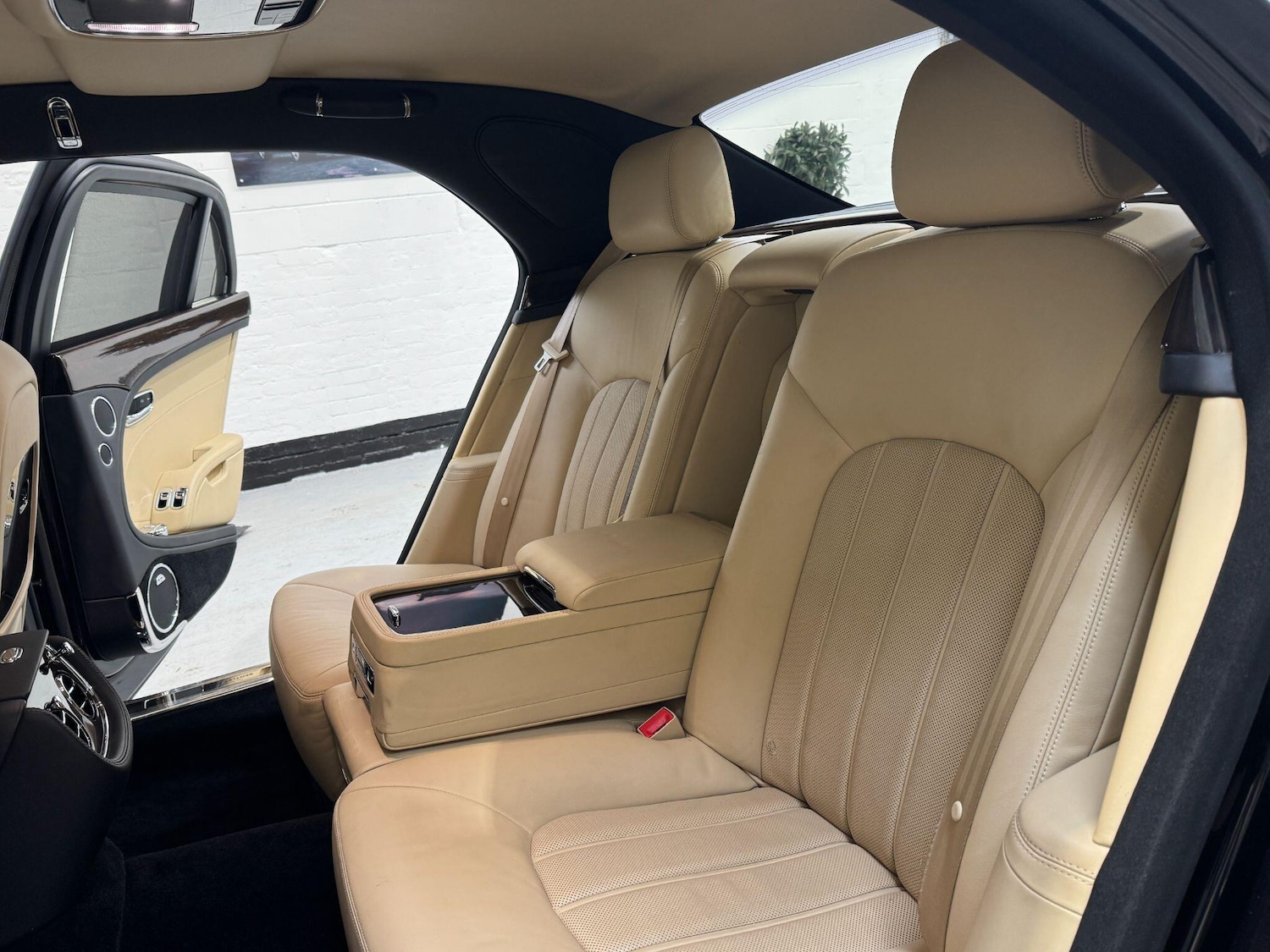 Used Bentley Mulsanne 2010 for sale - 77598630: Photo 78