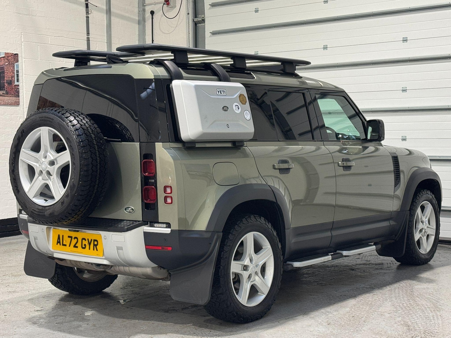 Used Land Rover Defender 110 2022 for sale - 77497533: Photo 11