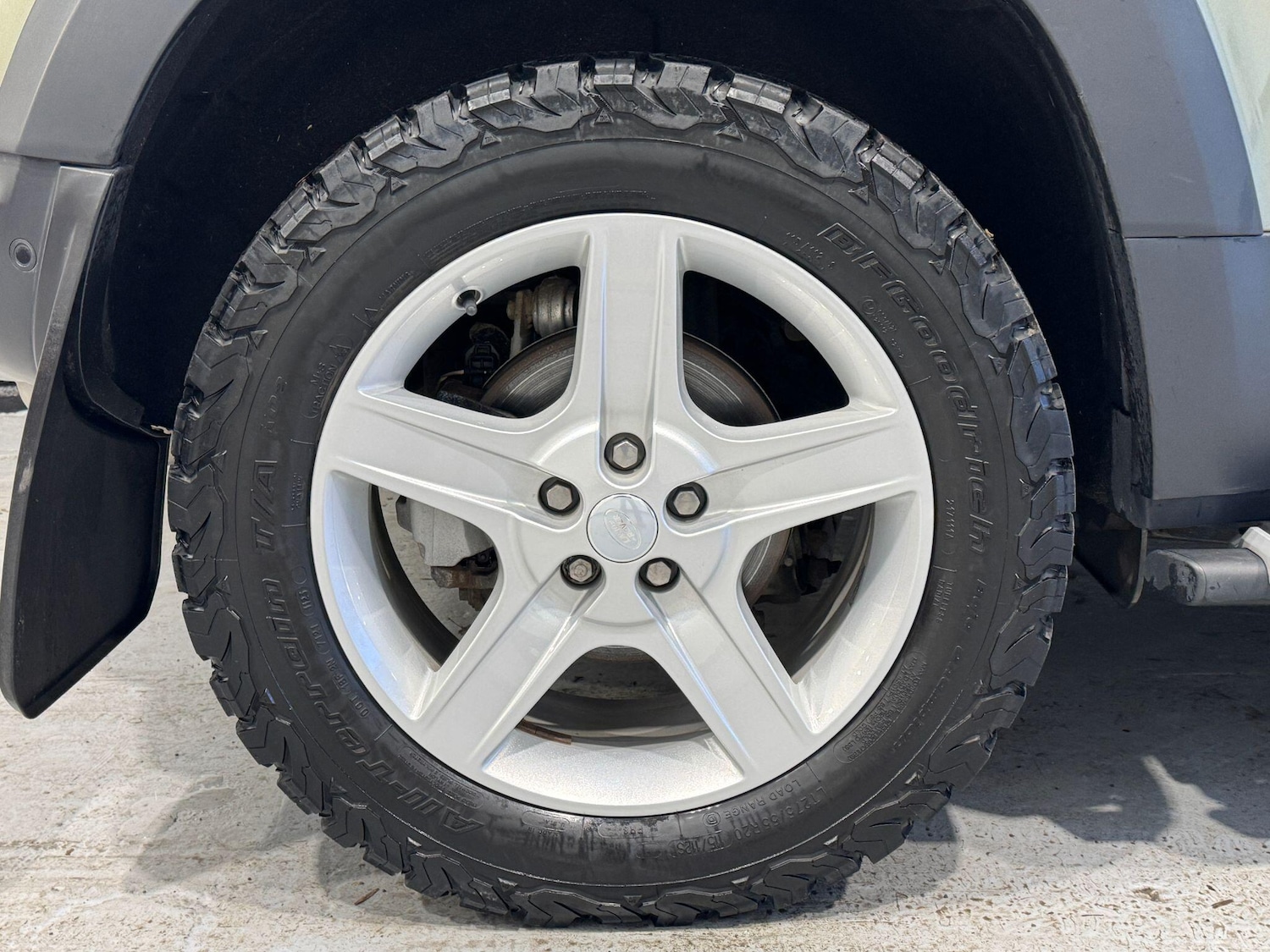 Used Land Rover Defender 110 2022 for sale - 77497533: Photo 24