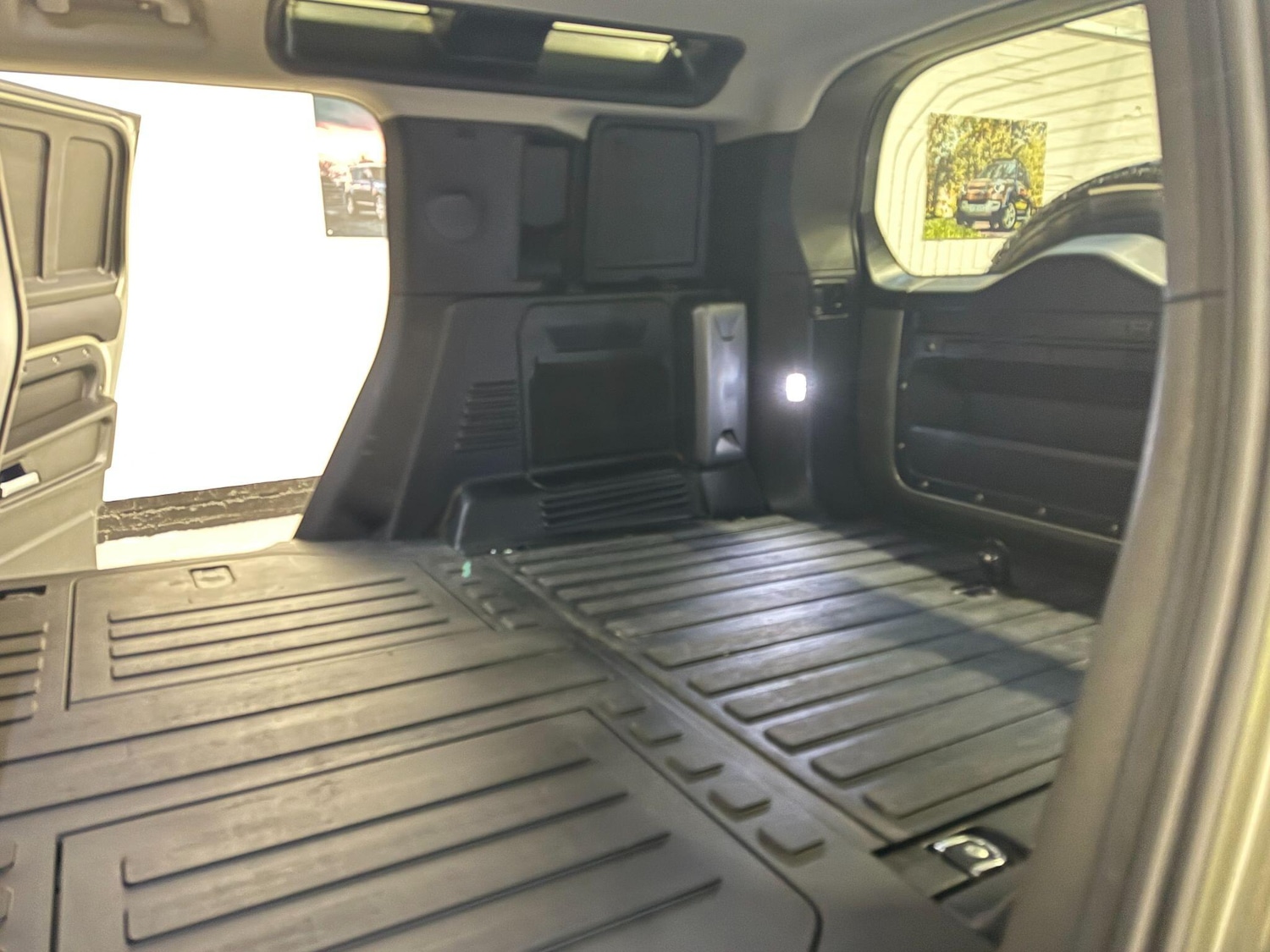 Used Land Rover Defender 110 2022 for sale - 77497533: Photo 51