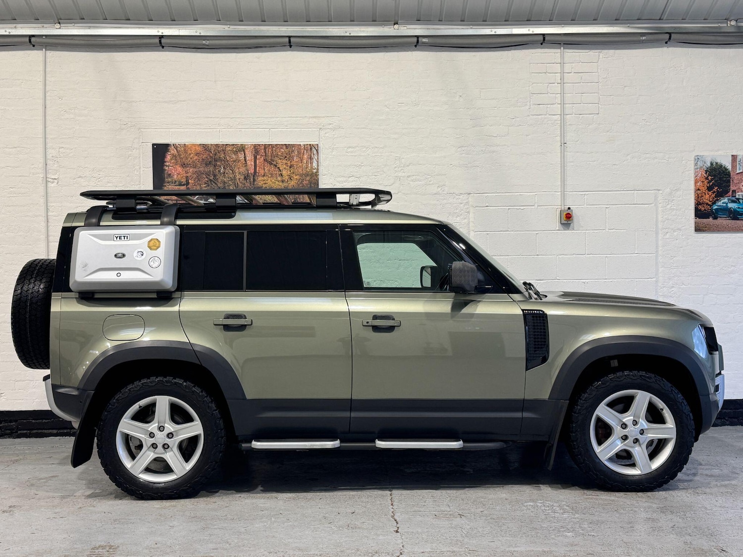 Used Land Rover Defender 110 2022 for sale - 77497533: Photo 8