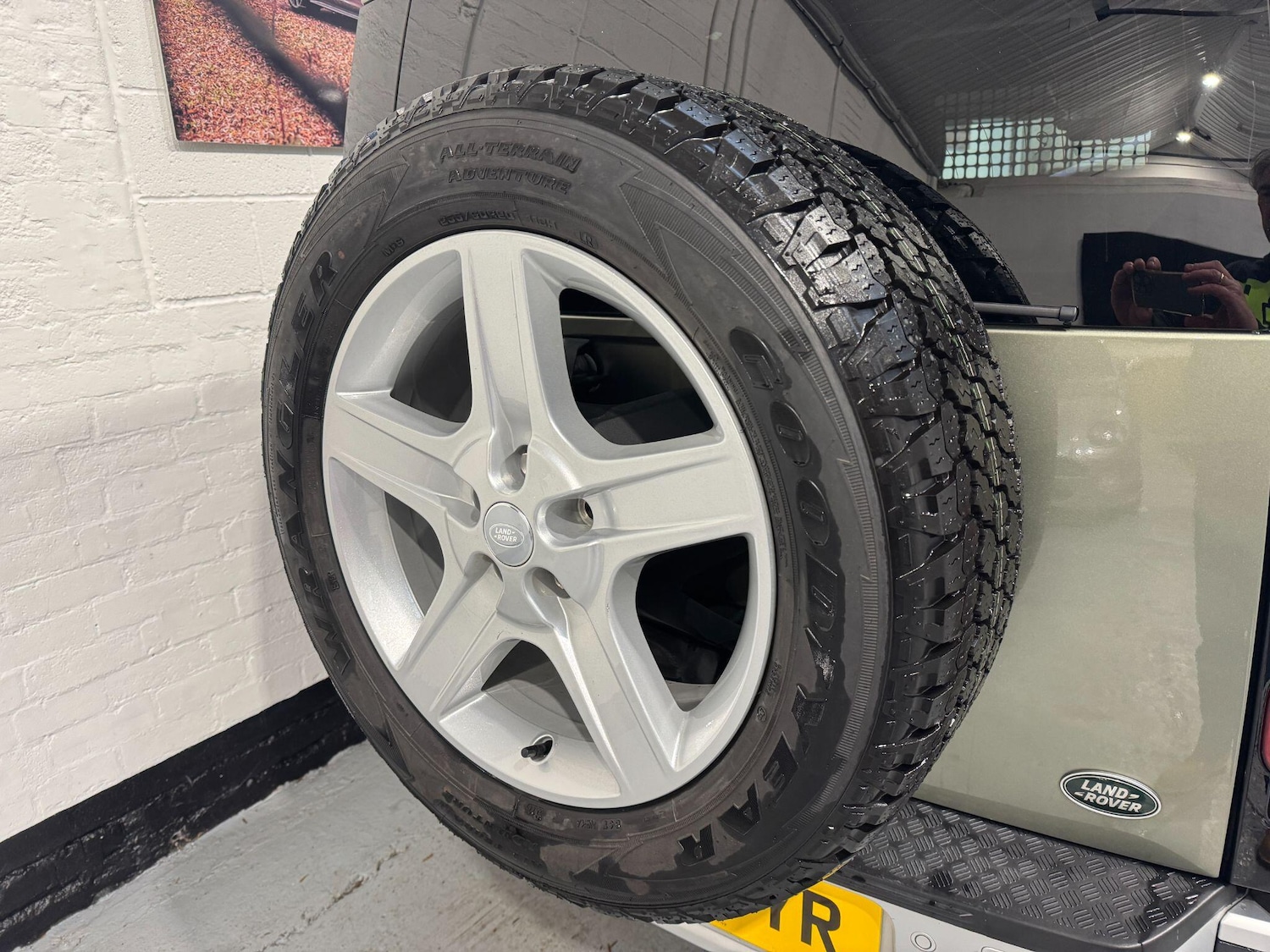 Used Land Rover Defender 110 2022 for sale - 77497533: Photo 90