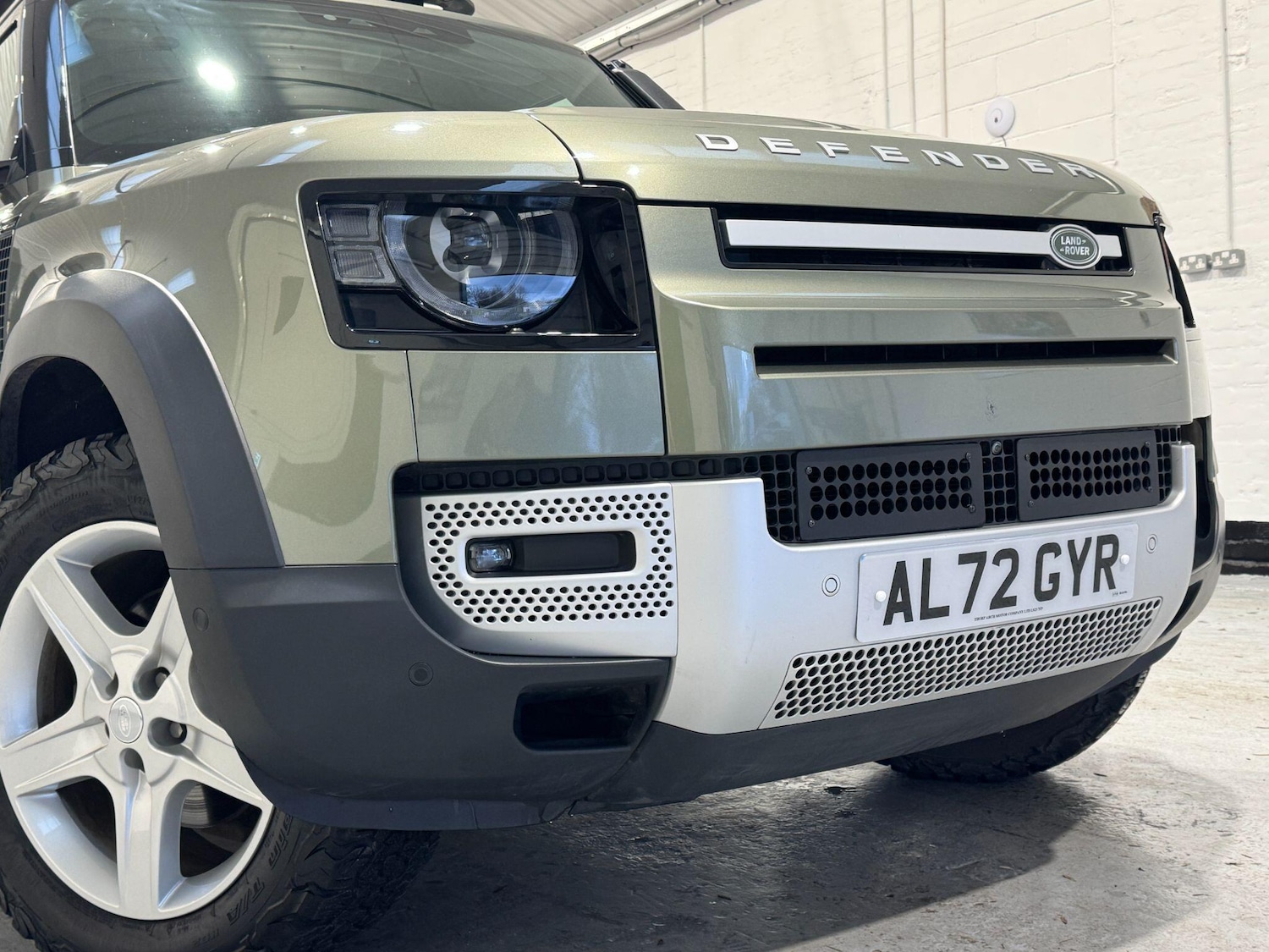 Used Land Rover Defender 110 2022 for sale - 77497533: Photo 93