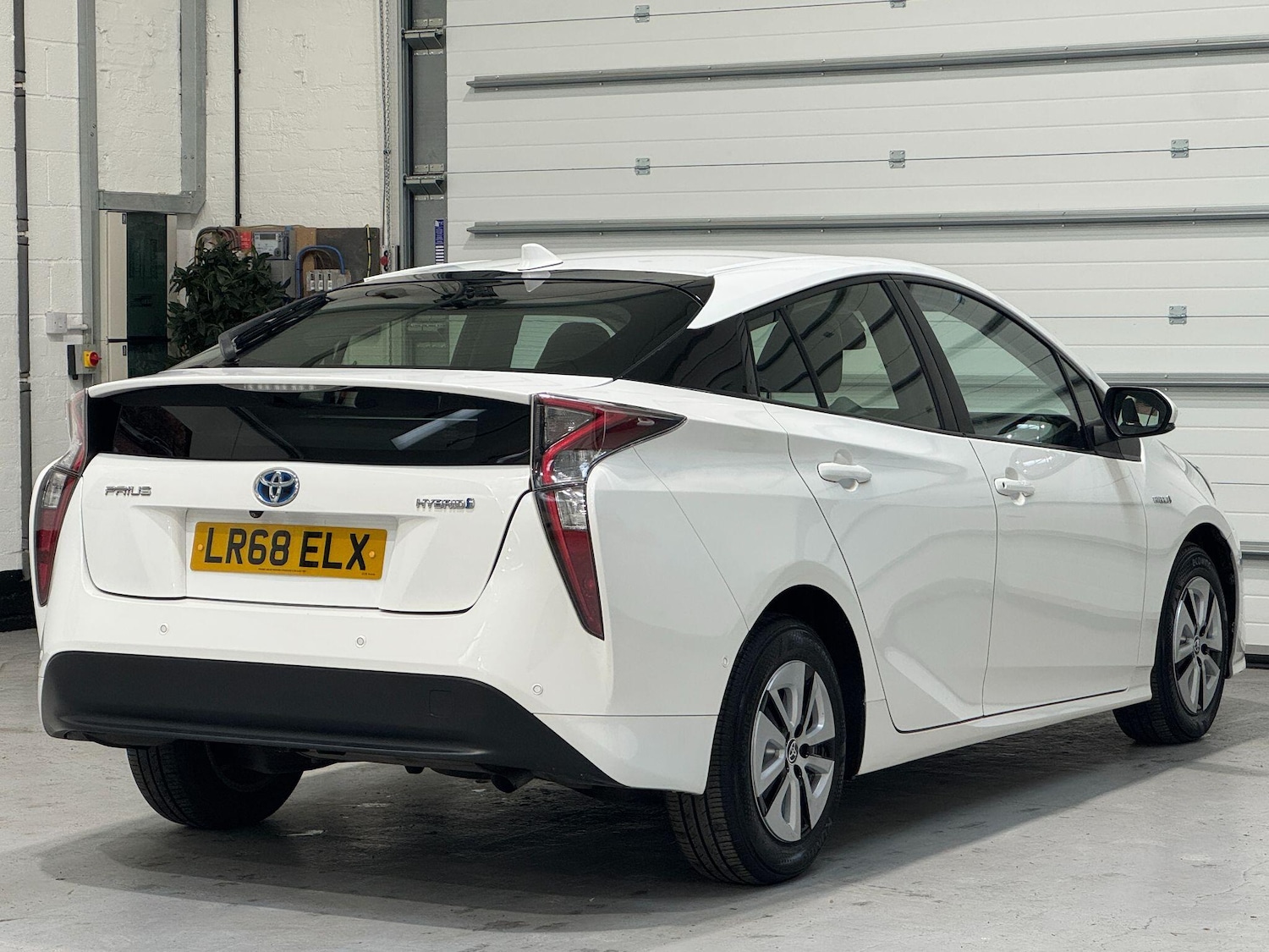 Used Toyota Prius for sale - 77784204: Photo 11