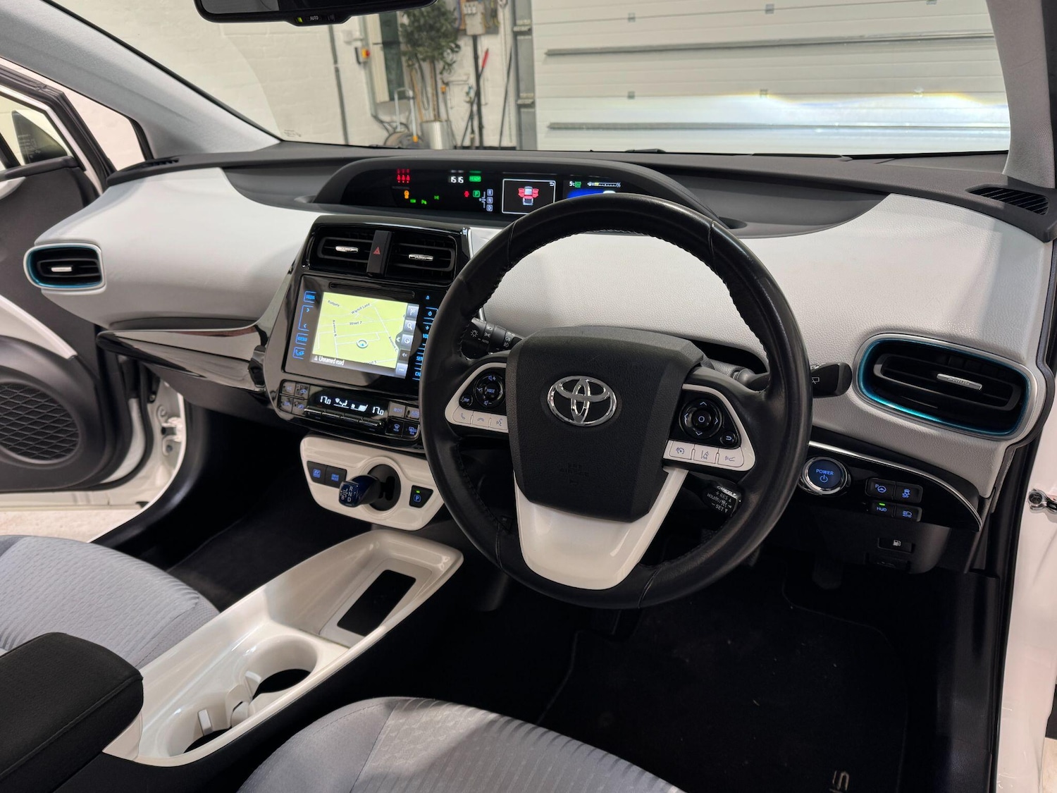 Used Toyota Prius for sale - 77784204: Photo 17