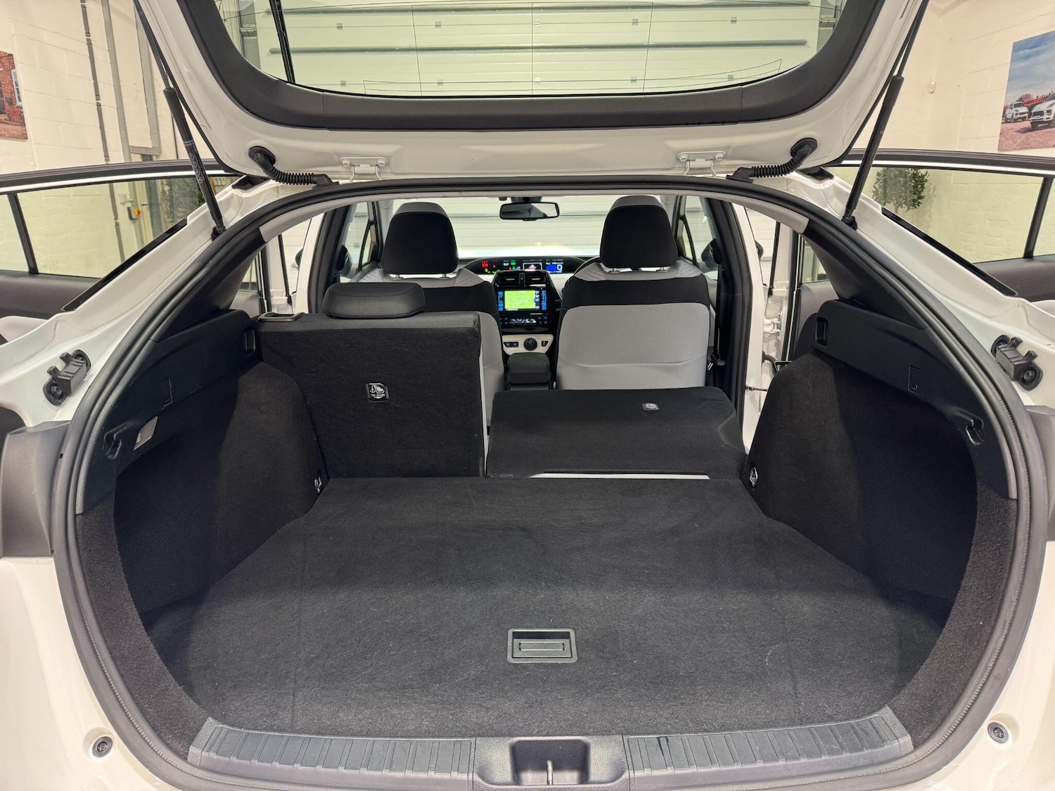 Used Toyota Prius for sale - 77784204: Photo 57