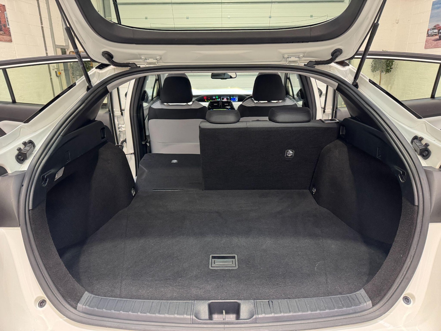 Used Toyota Prius for sale - 77784204: Photo 62