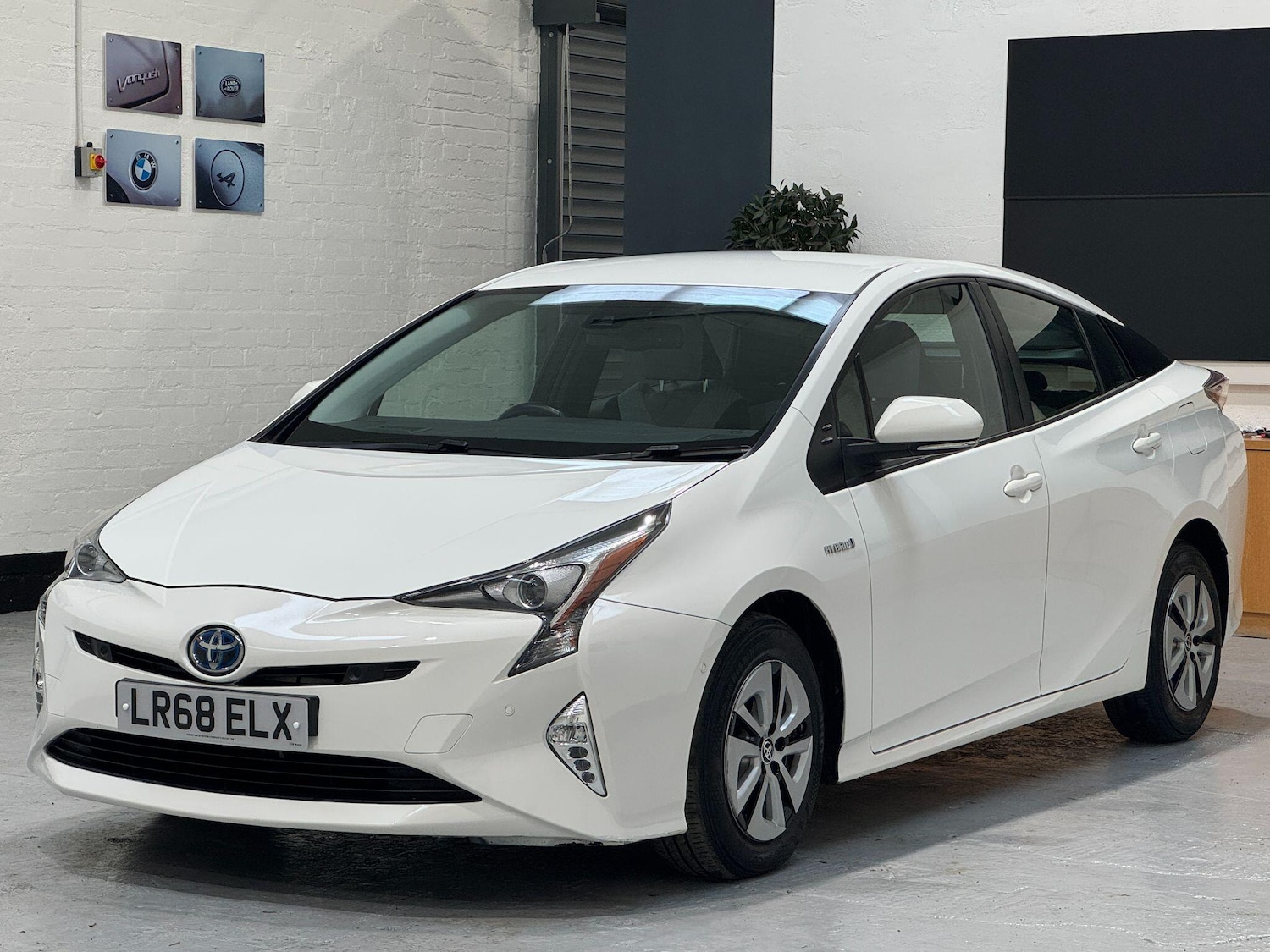 Used Toyota Prius for sale - 77784204: Photo 96