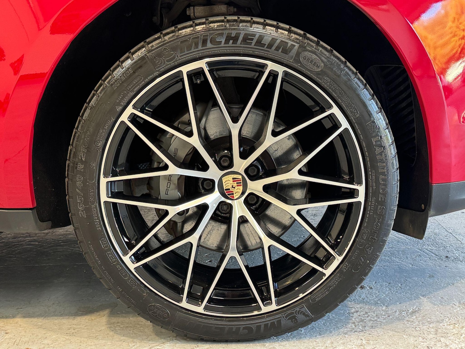 Used Porsche Macan 2020 for sale - 76071474: Photo 18