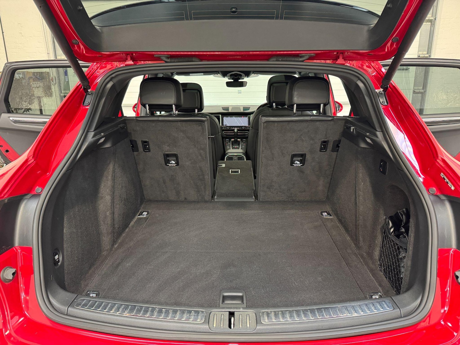 Used Porsche Macan 2020 for sale - 76071474: Photo 47