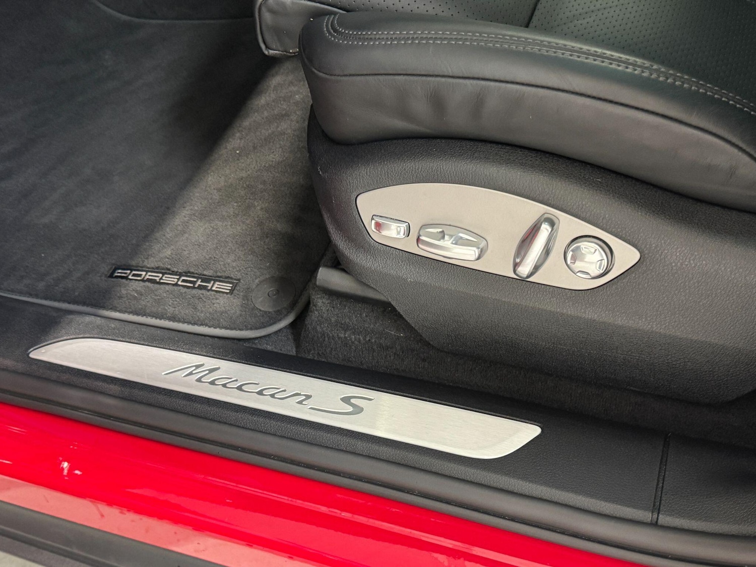 Used Porsche Macan 2020 for sale - 76071474: Photo 78