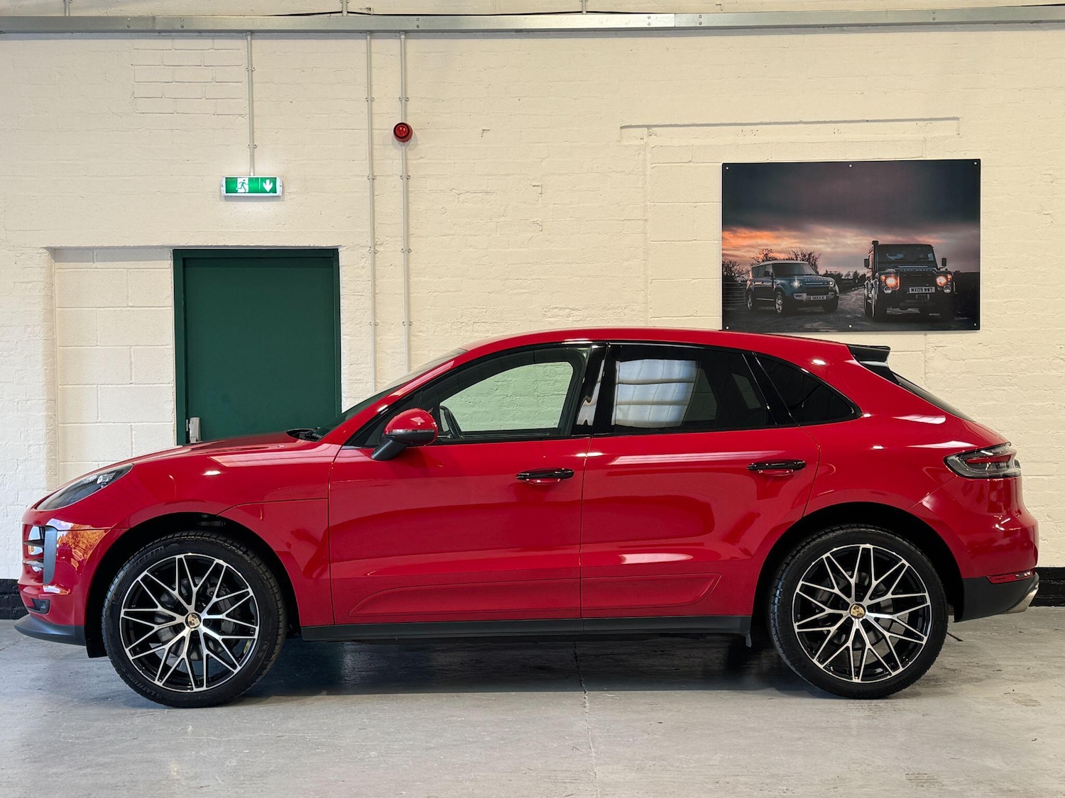 Used Porsche Macan 2020 for sale - 76071474: Photo 8