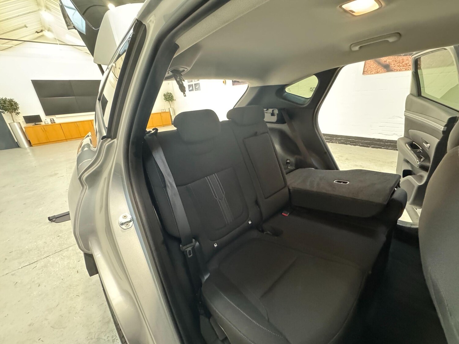 Used Hyundai TUCSON for sale - 77807780: Photo 79