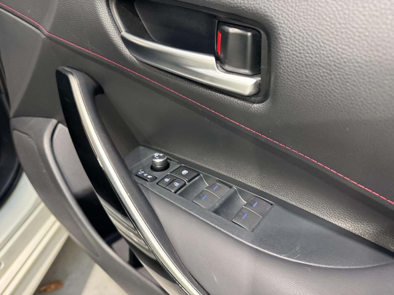 Used Toyota Corolla 2020 for sale - 76457852: Photo 34