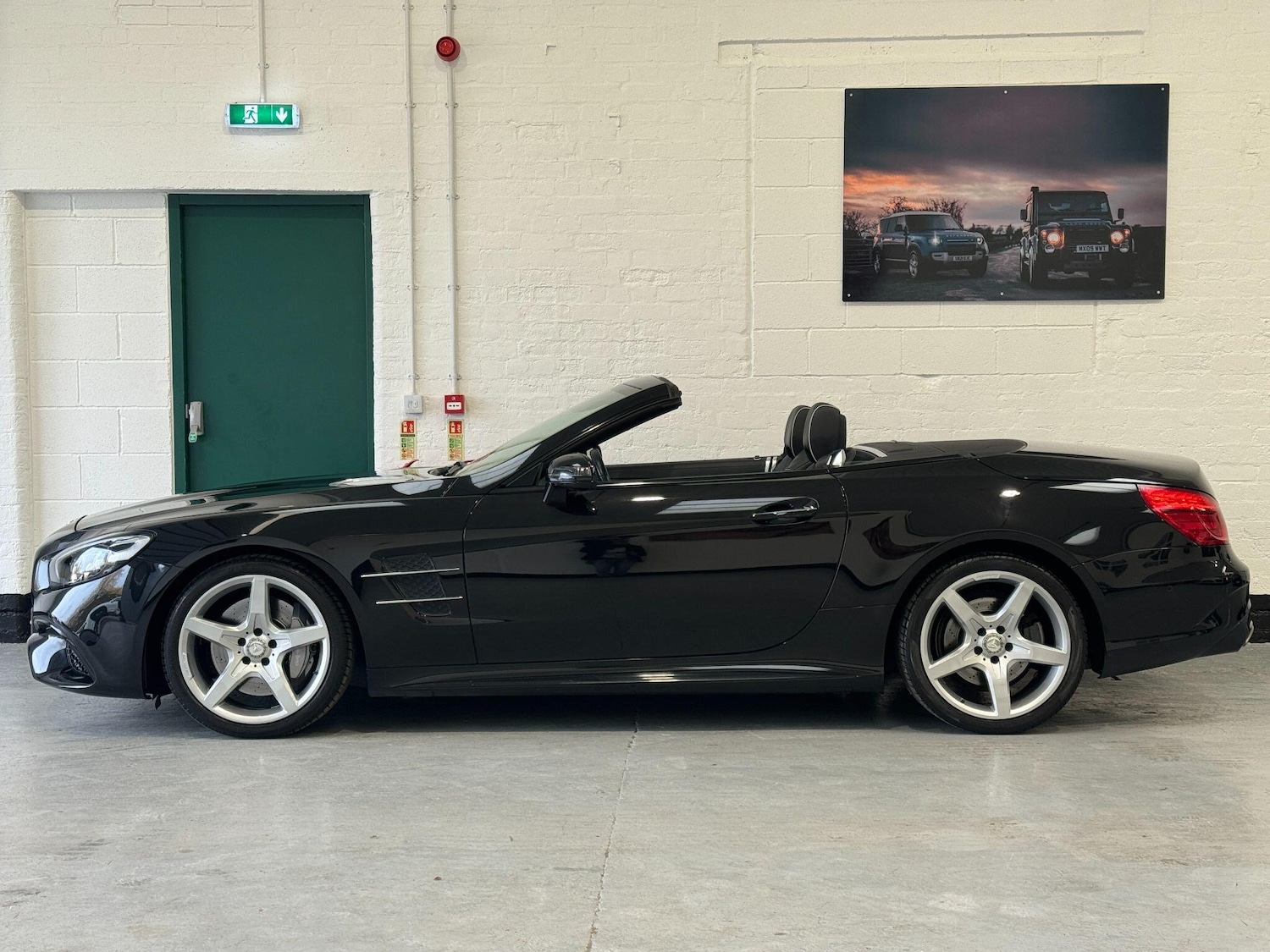 Used Mercedes-Benz SL 2017 for sale - 76715490: Photo 11