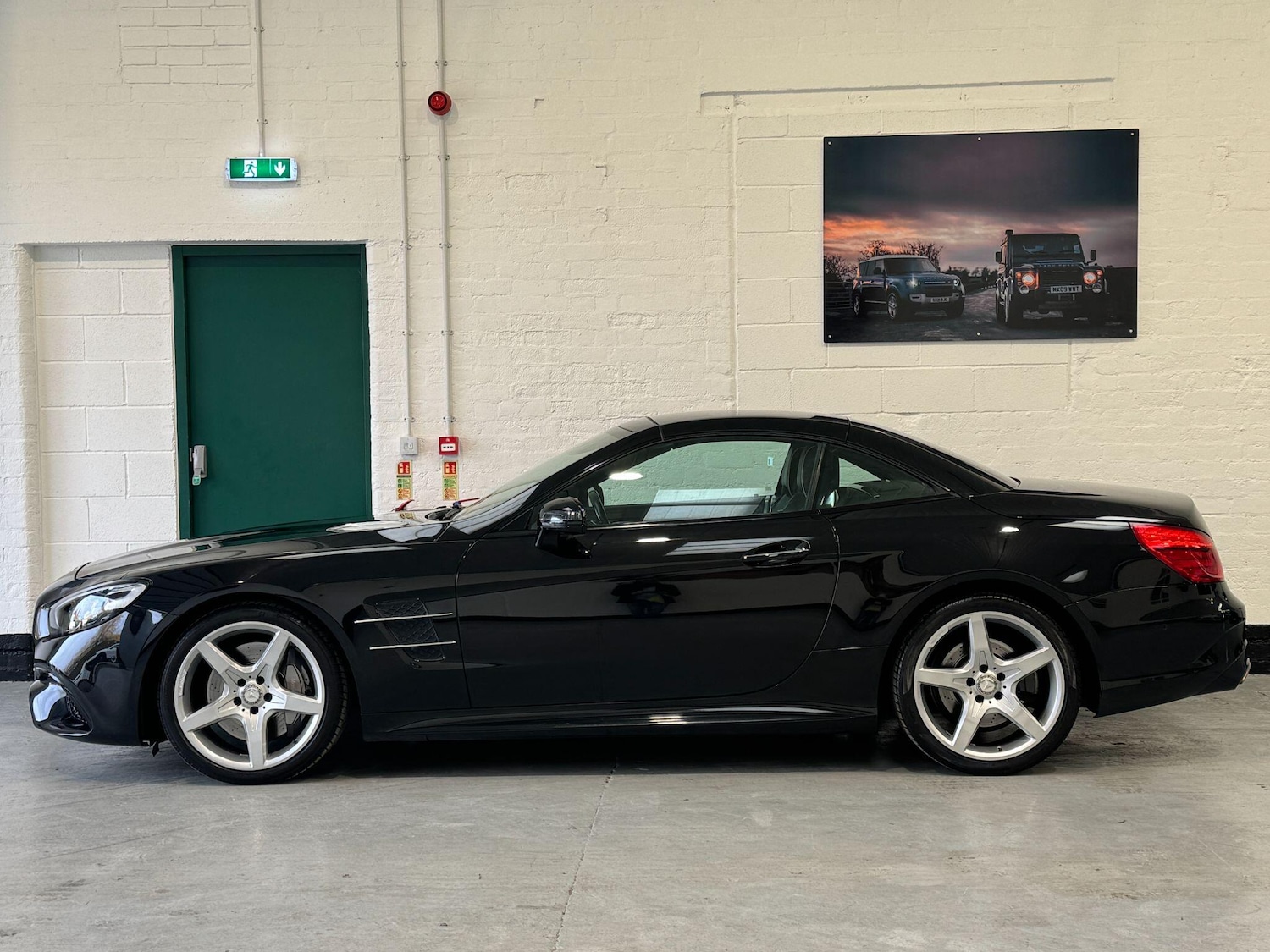 Used Mercedes-Benz SL 2017 for sale - 76715490: Photo 12