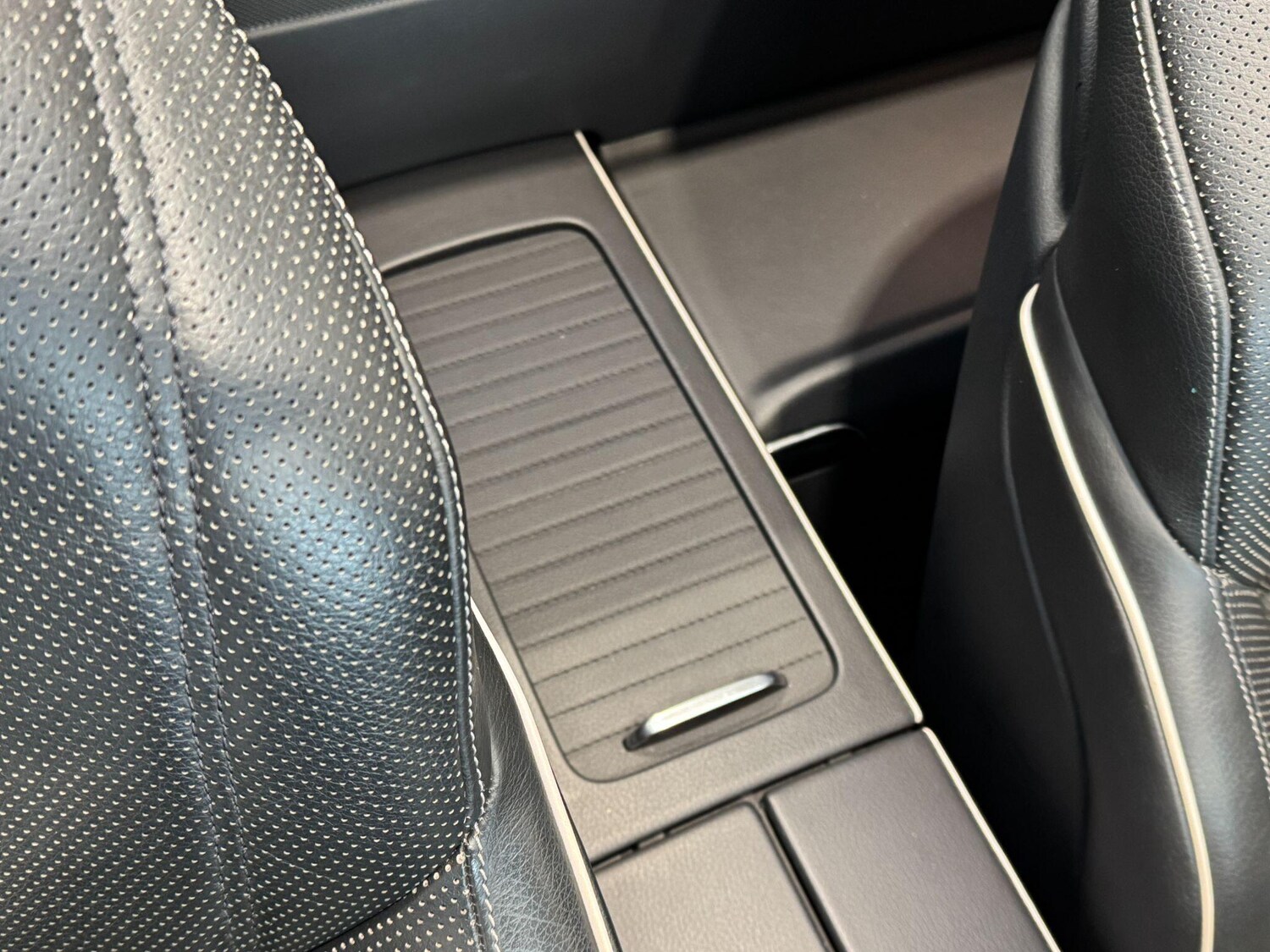 Used Mercedes-Benz SL 2017 for sale - 76715490: Photo 59