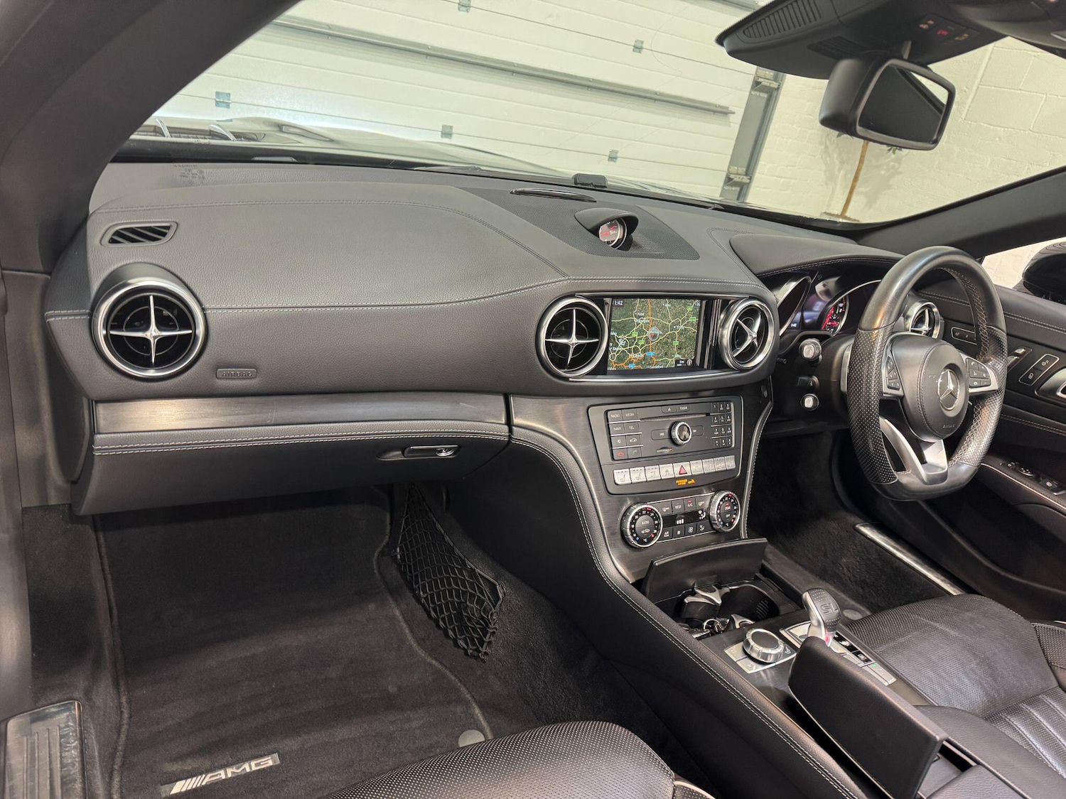 Used Mercedes-Benz SL 2017 for sale - 76715490: Photo 64