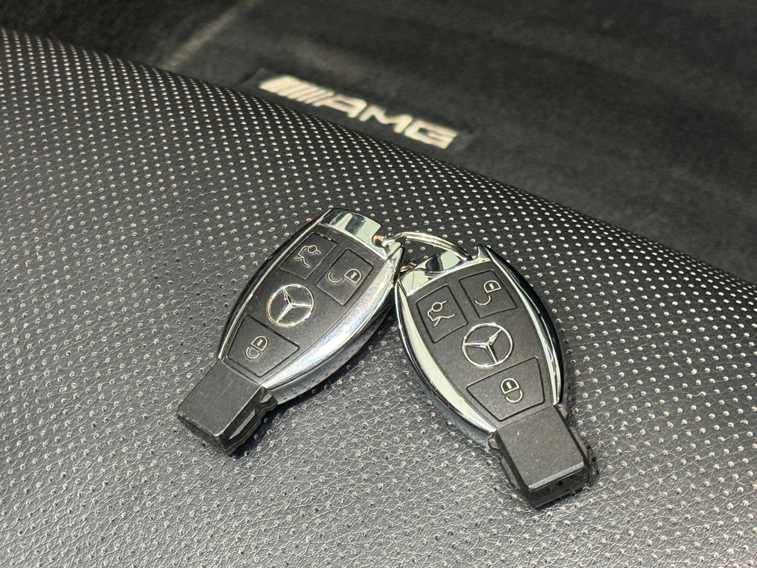 Used Mercedes-Benz SL 2017 for sale - 76715490: Photo 77