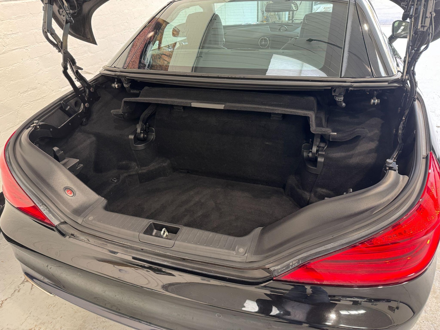 Used Mercedes-Benz SL 2017 for sale - 76715490: Photo 83