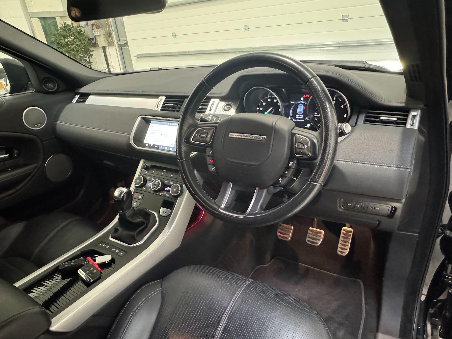 Used Land Rover Range Rover Evoque 2017 for sale - 76137411: Photo 16