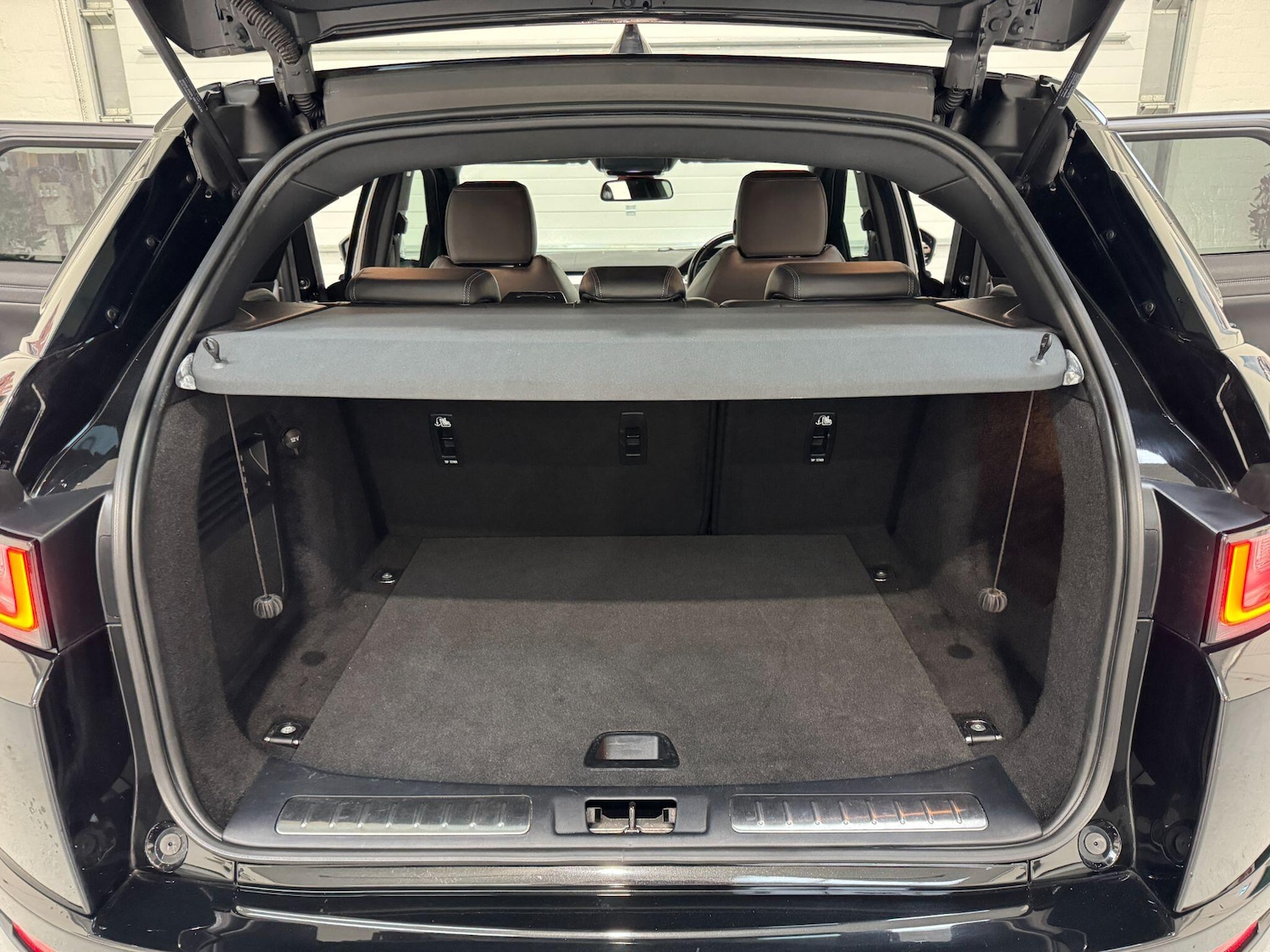 Used Land Rover Range Rover Evoque 2017 for sale - 76137411: Photo 68