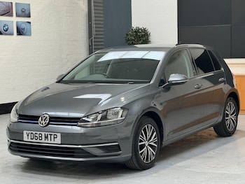 Used Volkswagen Golf 2019 for sale - 79255784: Photo