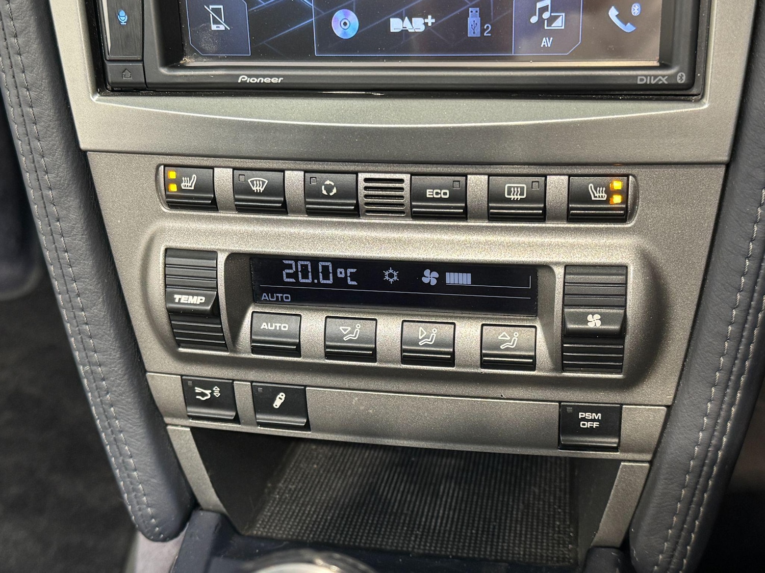 Vehicle 33