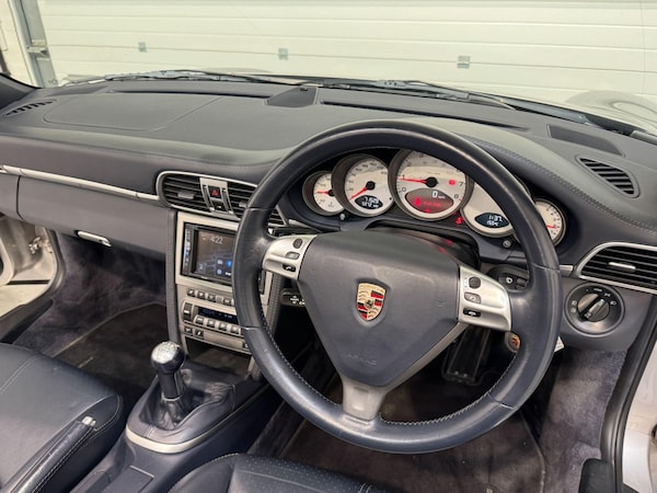 Used Porsche 911 2005 for sale - 75449147: Photo 42