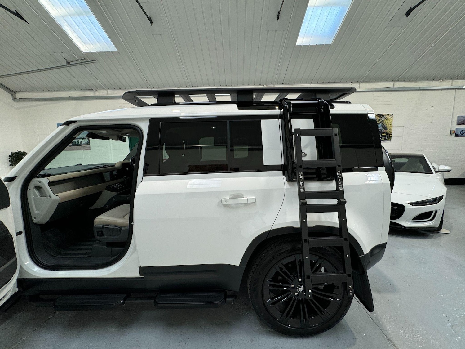 Vehicle 33