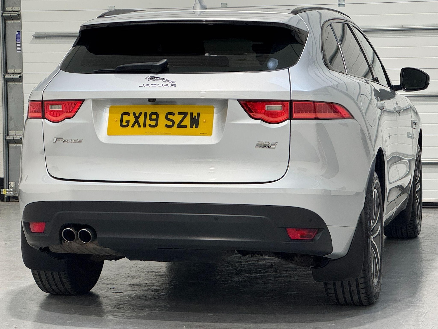 Used Jaguar F-Pace 2019 for sale - 76306536: Photo 12