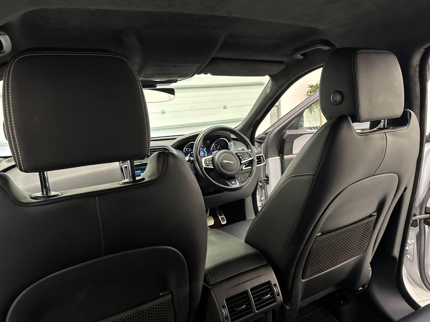 Used Jaguar F-Pace 2019 for sale - 76306536: Photo 48